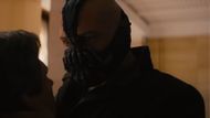 This is one of the highest-rated Tom Hardy movies. (Image via Warner Bros.)